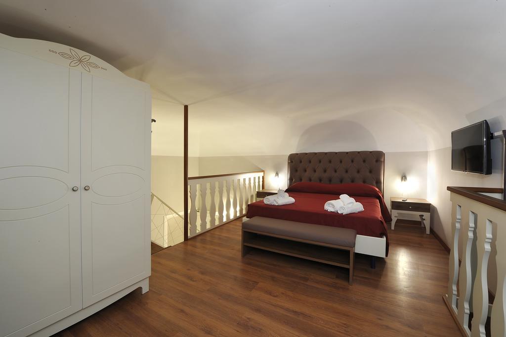 Palazzo Massari Hotel Lecce Kültér fotó