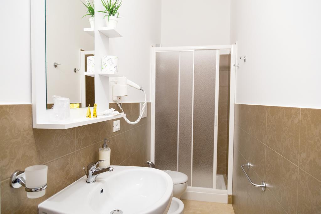 Palazzo Massari Hotel Lecce Kültér fotó